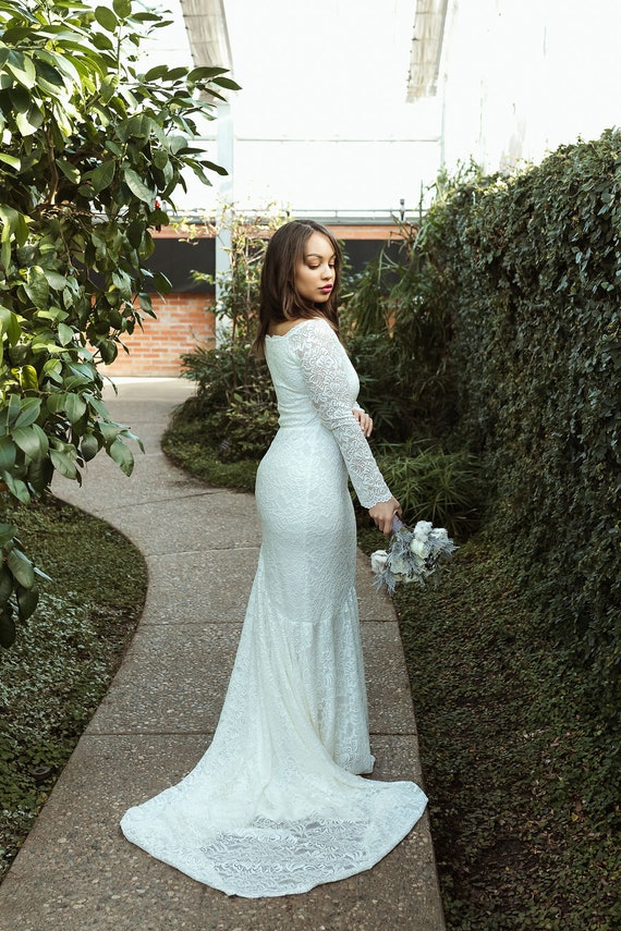 chinese dress ladies Tika Cabaret Dress Tight Knee-Length Dress Long Sleeve Cleavage Plus Size  Simple Lace Elegant Slit High Neck Stretch Three-Quarter Sleeve main image 0
