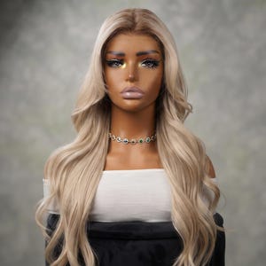 Platinum Ombre Lace Front Wig 13x4 Synthetic Wavy Wig, Long Blonde Ombre Hair, Heat Resistant Natural Wave Wig for Women, Daily Wear Cosplay