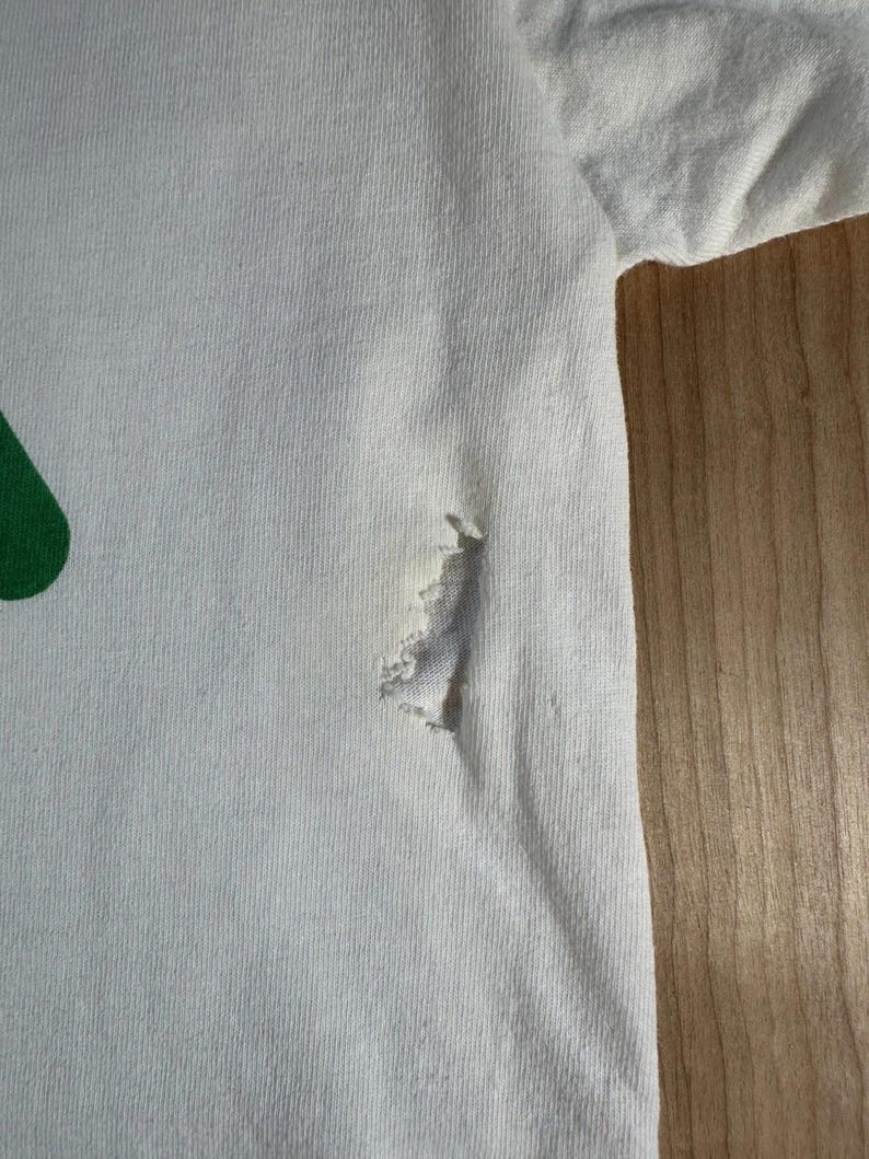 vintage 90's Fila Mashburn t shirt Large white Torn rad Basketball sneakers image 8