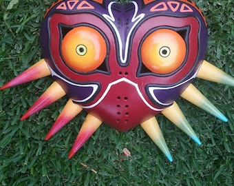 Majora's mask (wood)