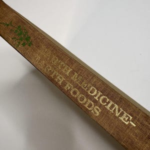 Earth Medicine Earth Foods Michael Weiner Book 1972 Vintage