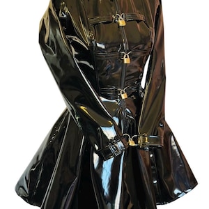 Misfitz Schwarzes Glänzendes PVC Padlock Skater Dress - Maßanfertigung