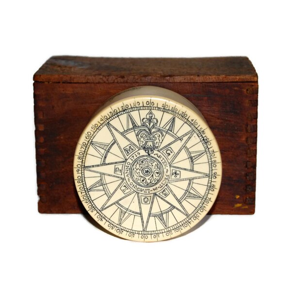 Artek Rose Compass Box Vintage Handmade Save the Whale Scrimshaw Faux Ivory Jewelry Box Folk Art Nautical Home Decor Collectibles c1970s