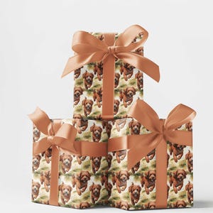 Sunlit Cavapoo Fields - London Penny Gift Wrap