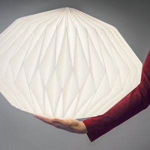 HEAVEN KNOWS /// ULTRA Origami Lampshade - Etsy