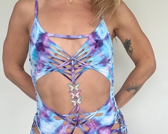 Body de festival teñido a medida con mariposas Baddie