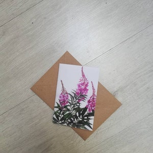 Tarjeta de felicitación con acuarela de adelfa rosa, tarjeta de felicitación con adelfa en blanco, tarjeta de pintura con acuarela de adelfa, acuarela de adelfa.