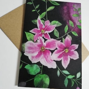 Cartão de felicitações de clematite, cartão de clematite em branco, cartão de clematite roxa, presente de clematite, cartão de pintura em aquarela de clematite, arte de clematite, clematite.