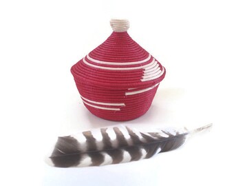 Vintage Boho Pink Mini Woven Basket w/ Lid