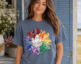 Camiseta de cristal arcoíris, camiseta Comfort Colors® Crystal, camiseta de piedras preciosas en acuarela, camiseta bohemia espiritual, regalo para amantes de los cristales
