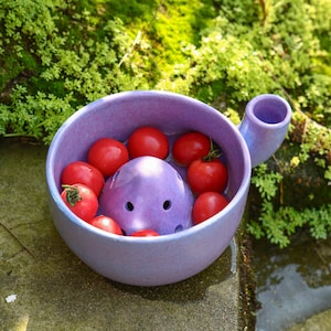 Purple Speckled Berry Bowl Handmade Ceramic Fruit Rinse Bowl Cottagecore Kitchen Colander Tomato Washer Rustic Pottery Garden Harvest Gift