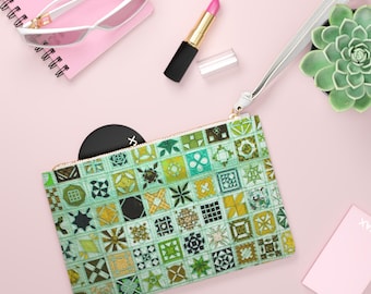 Green Quilt Patchwork Clutch Bag | Mosaic Squares Pattern