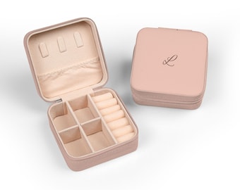 Personaliseerbaar initiaal sieradendoosje | Roze compacte organizer