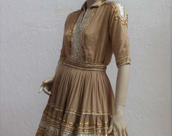 1950's "Faye Creations" Fiesta Skirt Set in Tan Crepe with Gold Metallic Rickrack / Southwestern Circle Skirt and Top / Size: 25" Waist