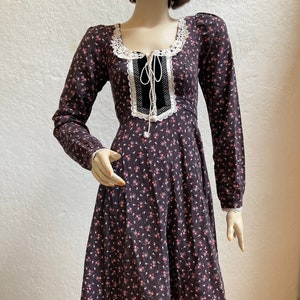 1970’s "gunne Sax" Dress With Corset Bodice in a Dark Purple Floral ...