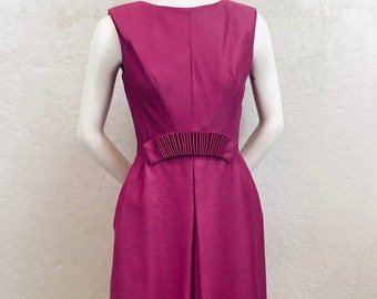 1960’s “Suzy Perette” Cocktail Dress in Raspberry Rayon Blend / Women's Waist Size: 25”