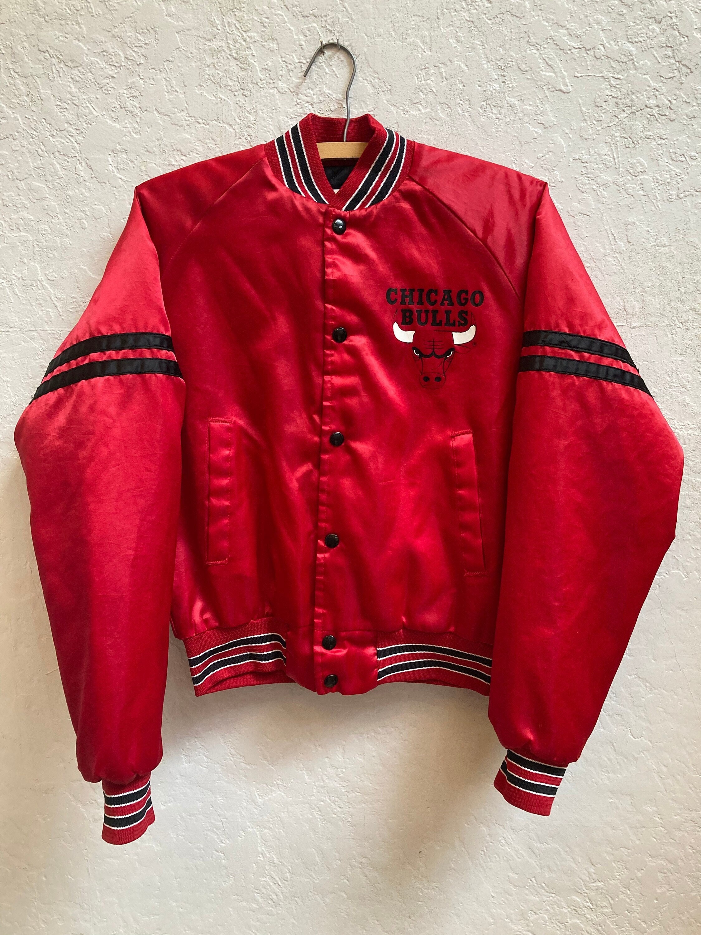 Vintage XL Chicago Bulls Jacket Chalk Line for Sale in Escondido
