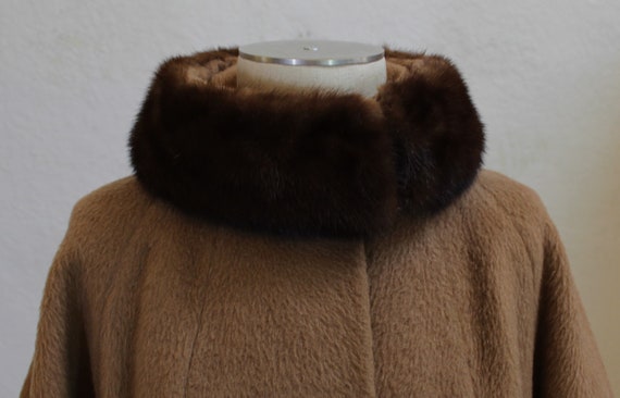 1960's "Lilli Ann" Light Brown Mohair Coat with M… - image 4