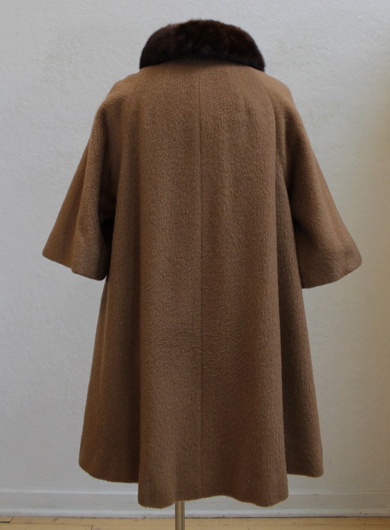 1960's "Lilli Ann" Light Brown Mohair Coat with M… - image 3