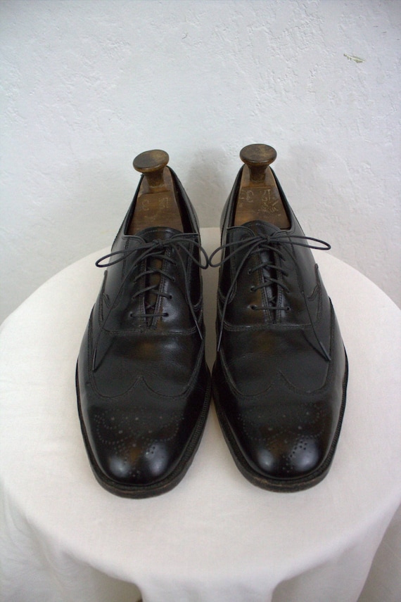 1980's "Florsheim" Men's Black Leather Wingtip Dre