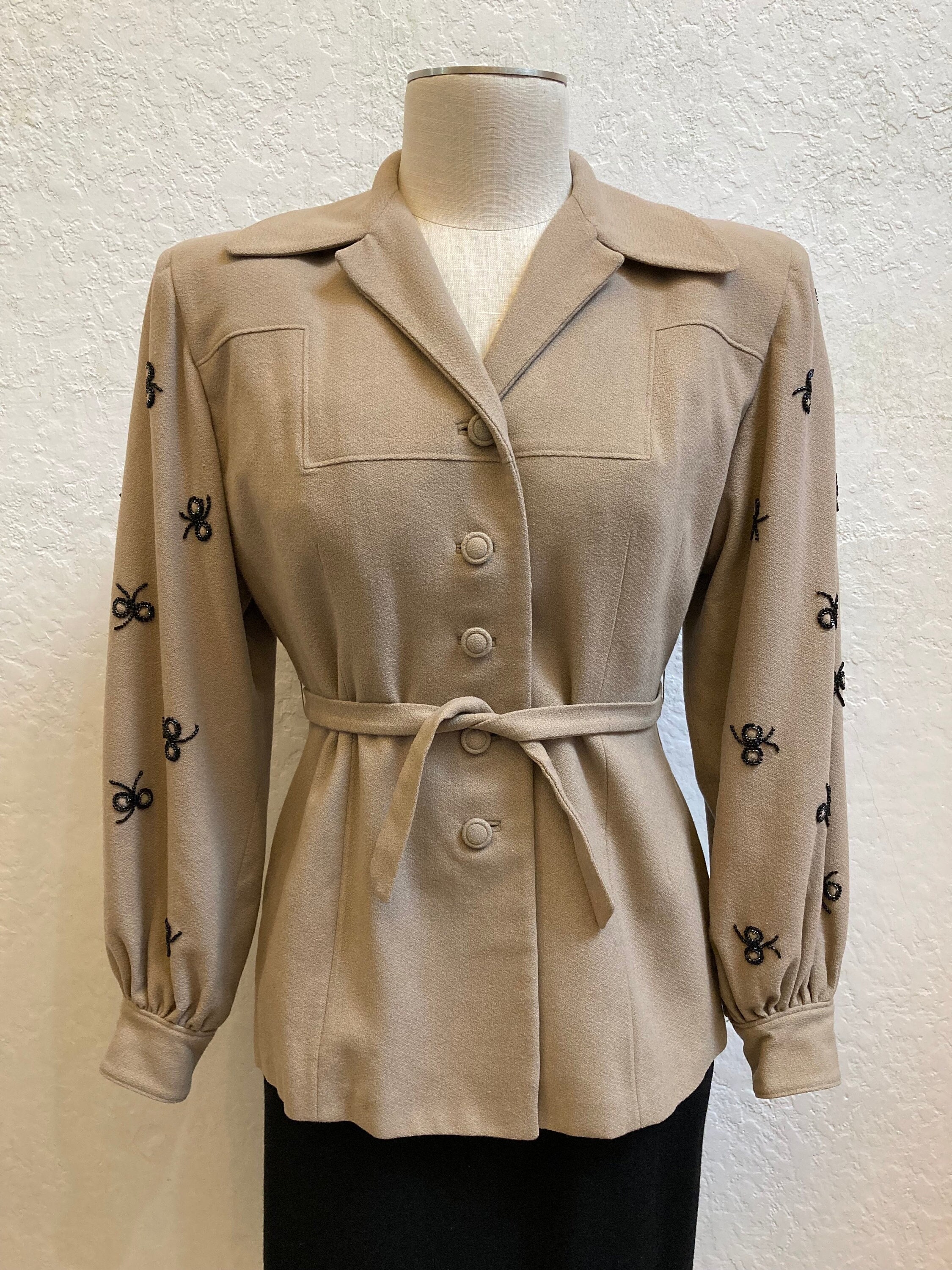 Real Vintage Search Engine 1940s Beige Wool Suit Jacket With Bows in Black  Grey Beads On SleevesWomens Size M $95.00 AT vintagedancer.com