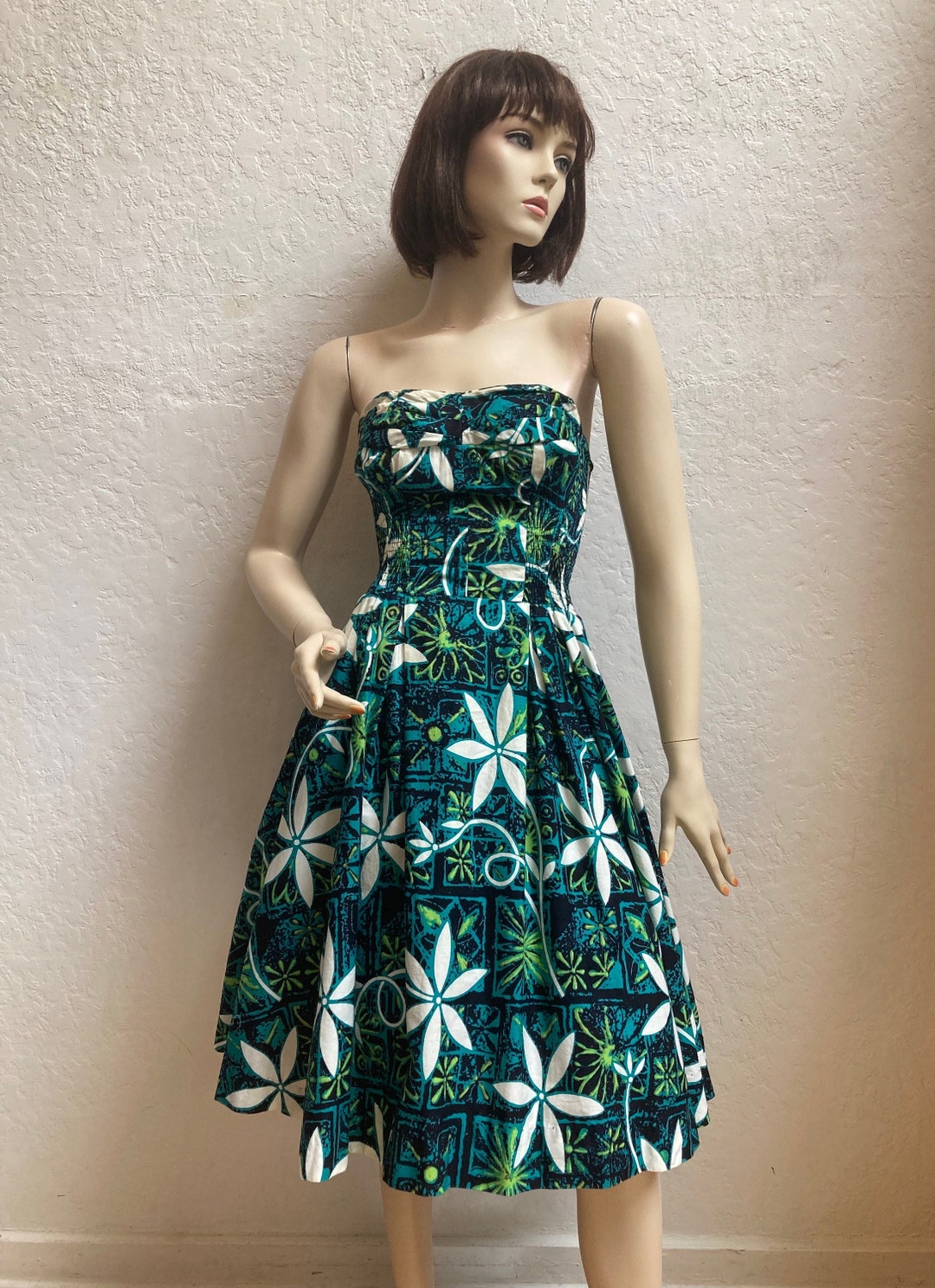 short dress with slit Short Spaghetti Strap Prom Cocktail Dress