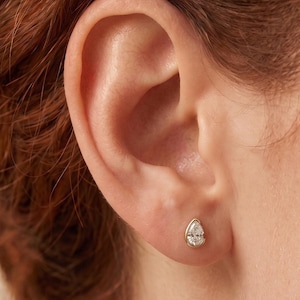 Bezel Pear CZ Flat Back Stud,S925 Sterling Silver Gold Cartilage Piercing Earring,Minimal Teardrop Jewelry Gift for Her