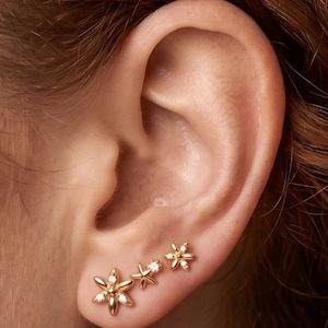 925 Sterling Silver Gold Plated Flower Star Stud Earrings CZ Ocean Inspired Jewelry Minimalist Asymmetrical Earrings Birthday Gift For Her