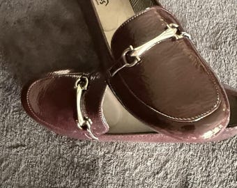 Cliffs by White Mountain Women's Burgundy Patent Leather Loafers