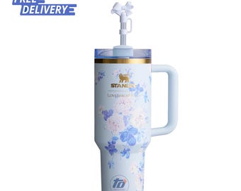Copo térmico Stanley x LoveShackFancy de 1,18 litro | Garrafa térmica com estampa floral gravada, fita com rosetas rosa