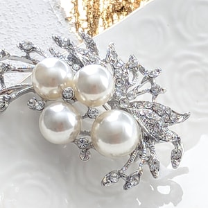 Large Pearl Brooch Pin with Crystal Leaves, Lead Nickel Free, Rhinestone Brooch Wedding Bouquet Brooch, Corsage Pins