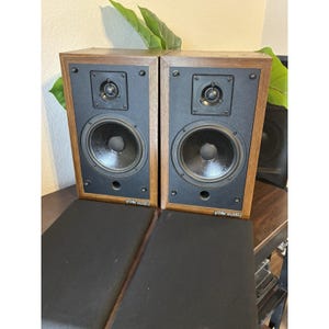 Głośniki półkowe Polk Audio Monitor 4A Vintage, wyprodukowane w USA, działające