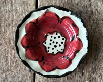 small deep red poppy dish