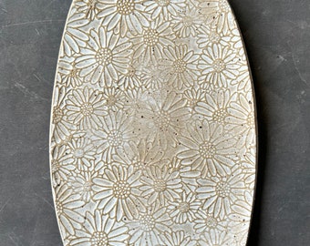 Rustic daisy plate