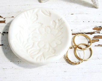 Small ring dish rustic jewelry holder bridal pill dish