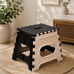 Foldable Step Stool Portable Plastic Folding Stool Heavy Duty Kitchen Bathroom Step Stool Compact Utility Stool