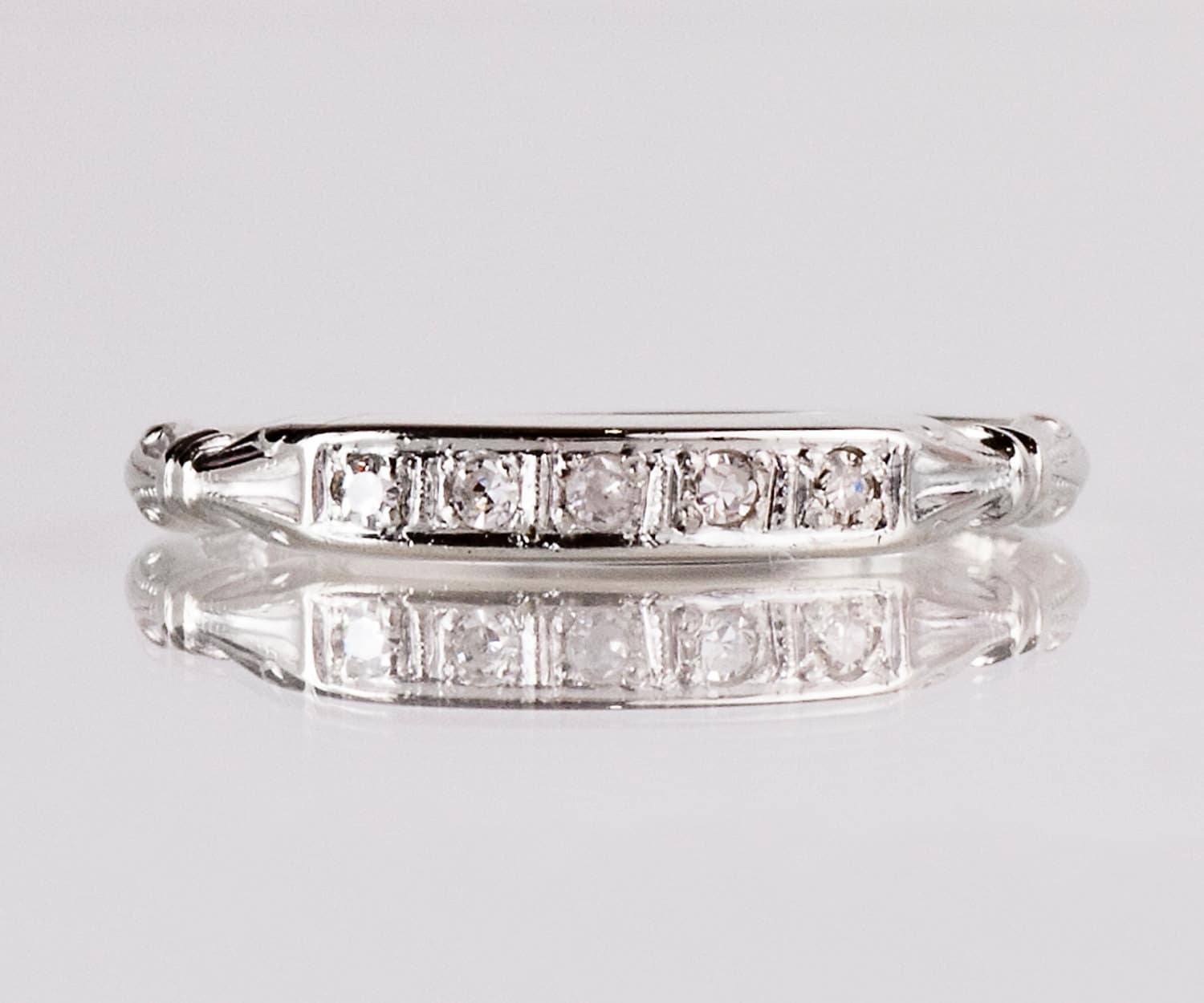 Antique wedding on sale bands 1930s