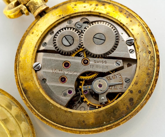 Antique Pocket Watch Antique 18k Yellow Gold Ladies Vetta 250