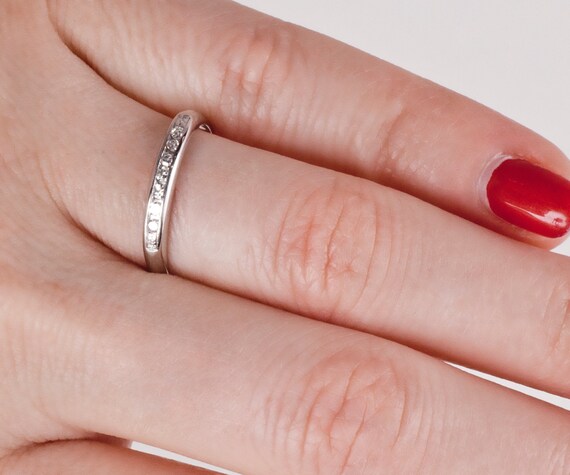 Antique Wedding Band - Antique Platinum Diamond Wedding Band View 5