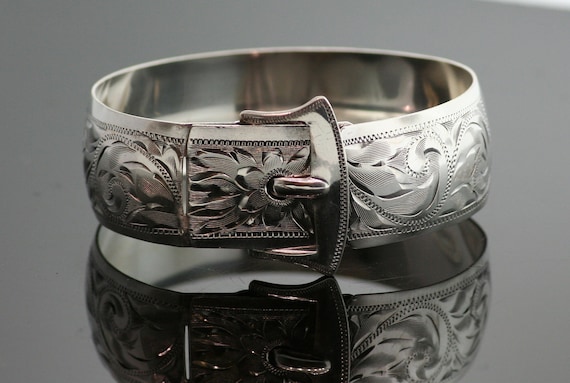LAELIUS Antiques – Victorian Sterling Buckle Bangle