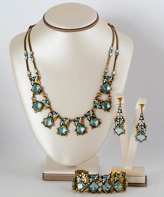 costume jewelry