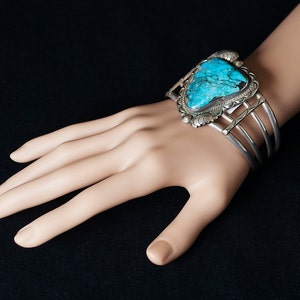 Vintage Cuff Vintage Navajo Sterling Silver and Turquoise Cuff Bracelet image 4