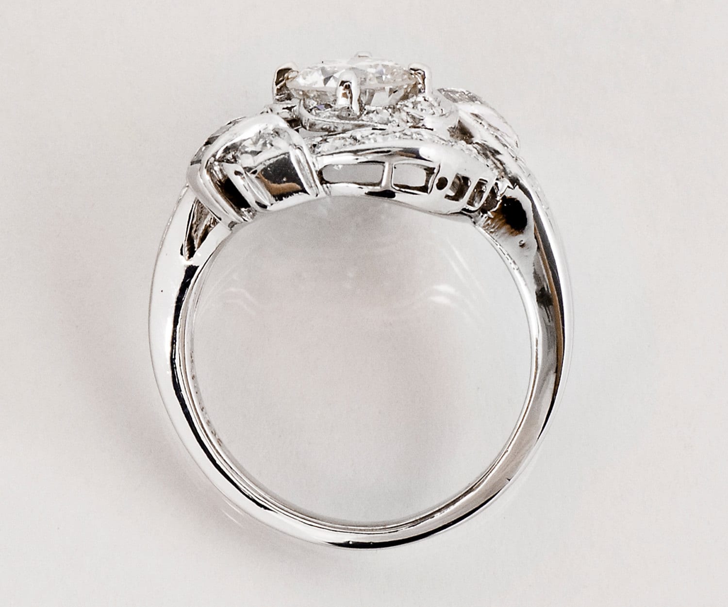Vintage-Punkt-Hell-Ring main image 0