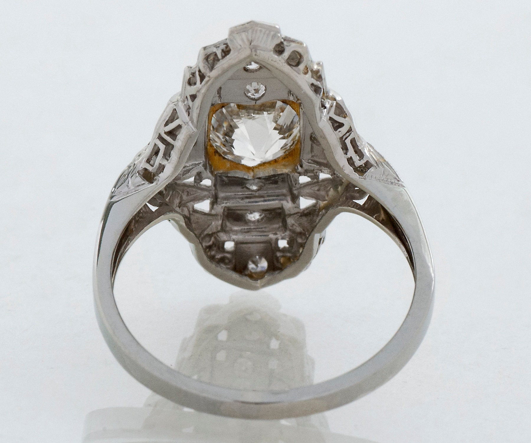 Antique-Style Ring