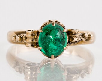 Victorian Emerald Ring: 15k Rose Gold Cabochon, Antique Jewelry