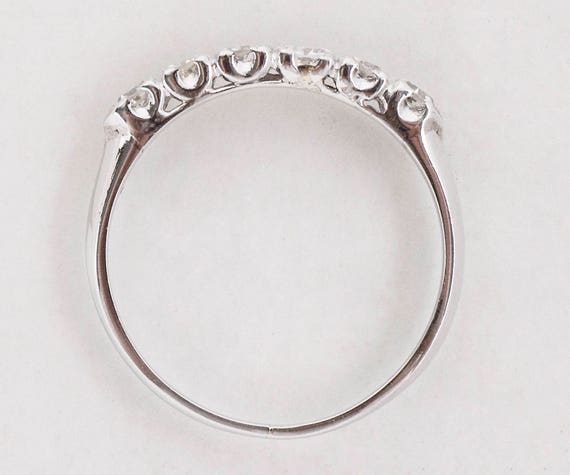 Antique Wedding Band - Antique Platinum Diamond Wedding Band View 4