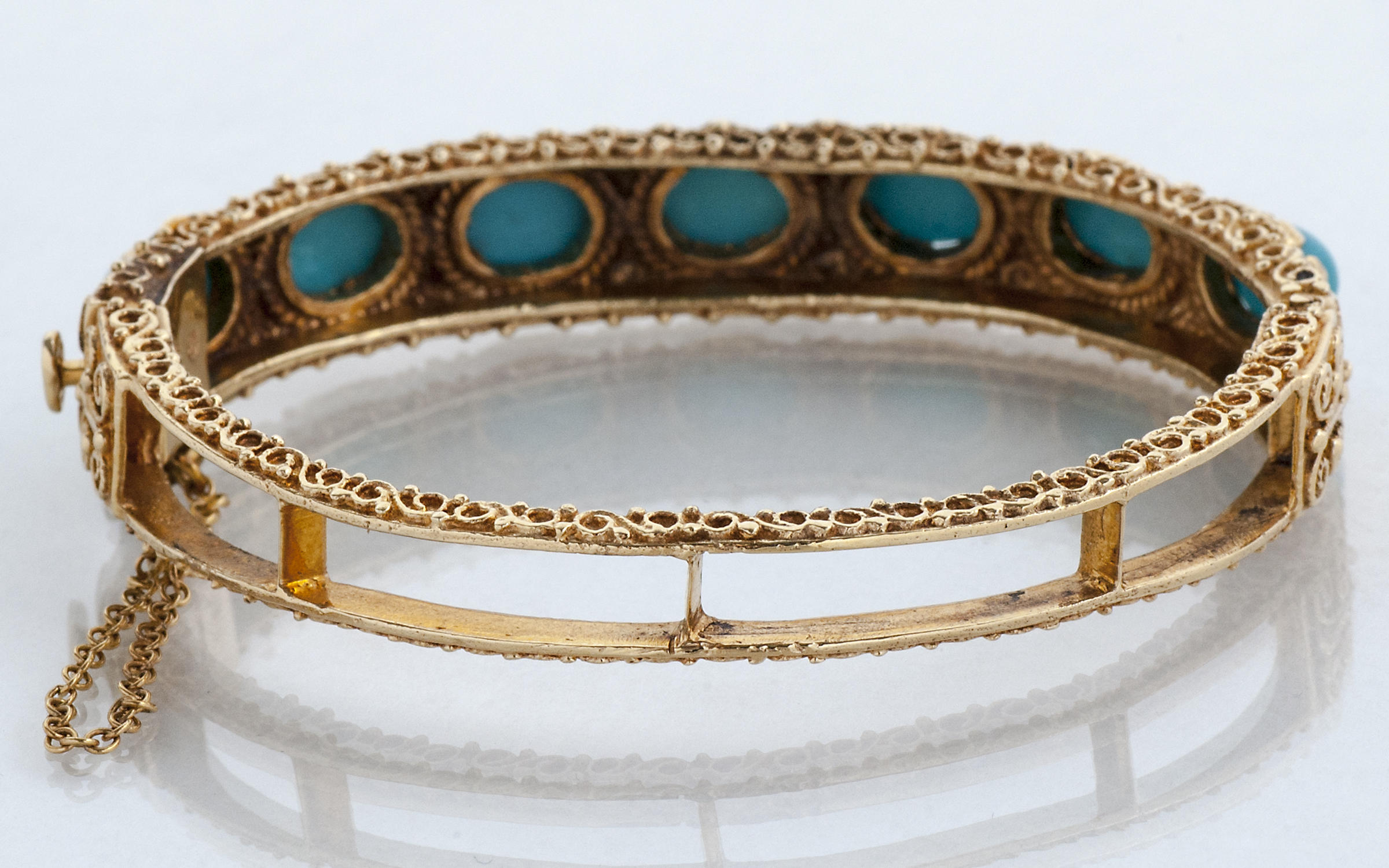 Vintage Bangle - Vintage 1940's 14k Yellow Gold Persian