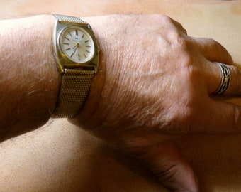 Vintage Hamilton Cal 637 Wrist Watch: Gold-Filled Oval Dial, Kreisler Bracelet