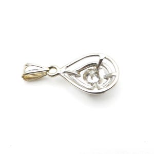Colgante de oro blanco macizo de 14 quilates con diamante para mujer: talla brillante redonda de 3/8 de quilate. imagen 3