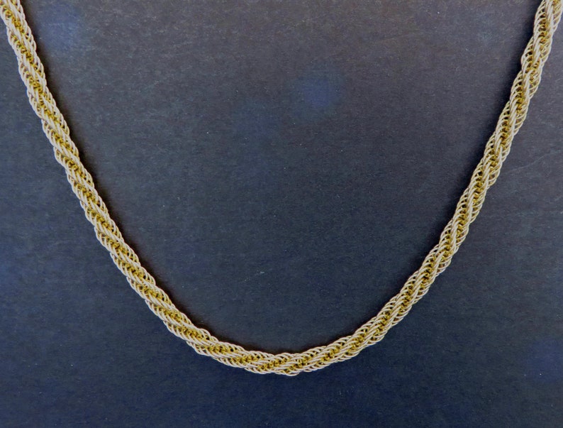 Fantastic 14K Prue Yellow Gold Woven Rope Chain, necklace 18 Inches in excellent condition image 9